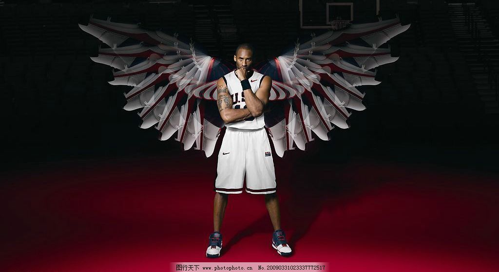 LNG官博分享季后赛西安日记：半决赛第二天选手教练对位训练！